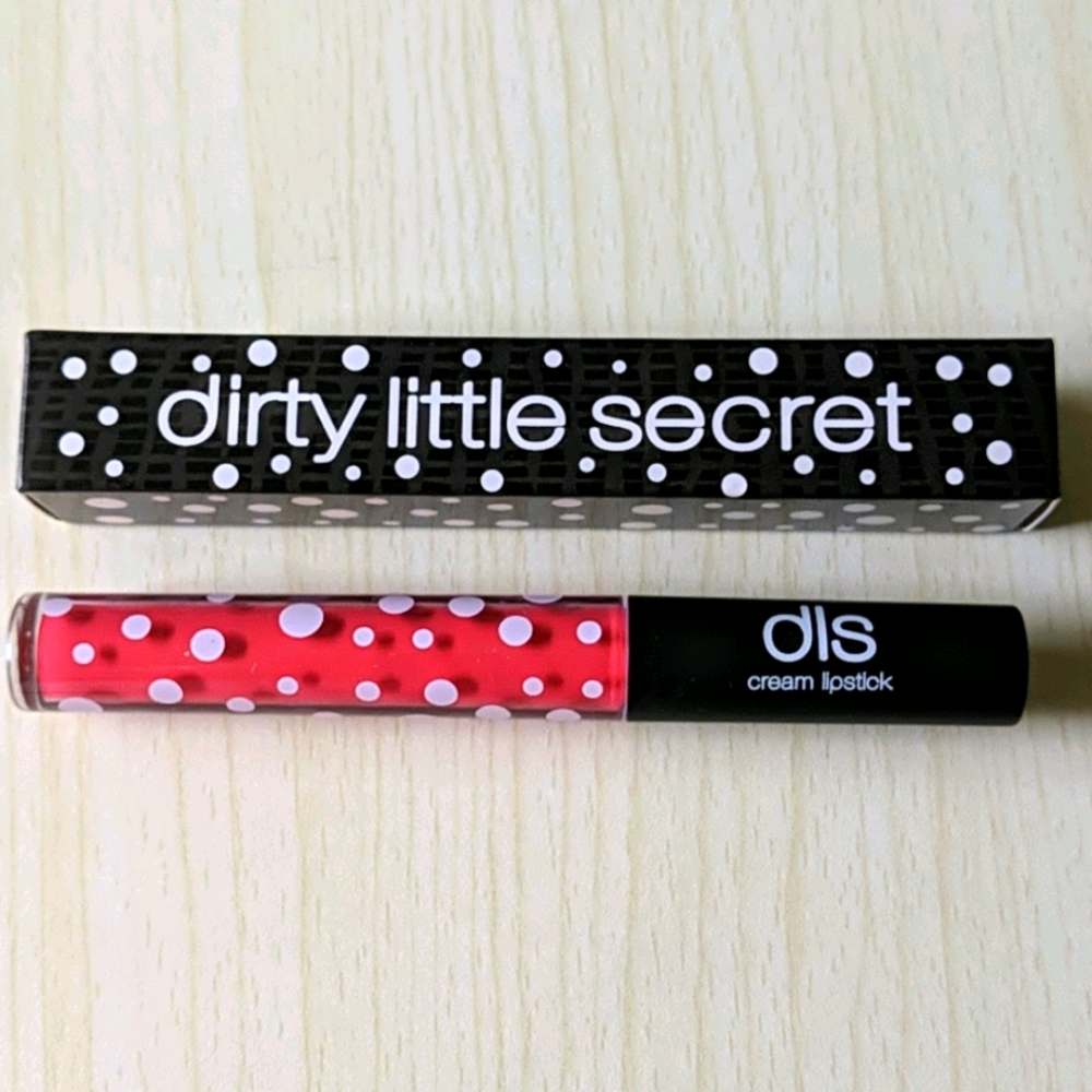 DLS Cream lipstick
